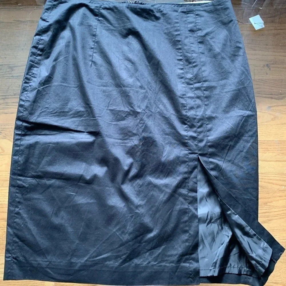 **NEW WORTHINGTON Career Pencil Skirt